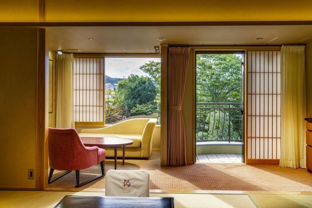Fujisan Onsen Bessho Sasa Hotel Fujiyoshida Eksteriør billede