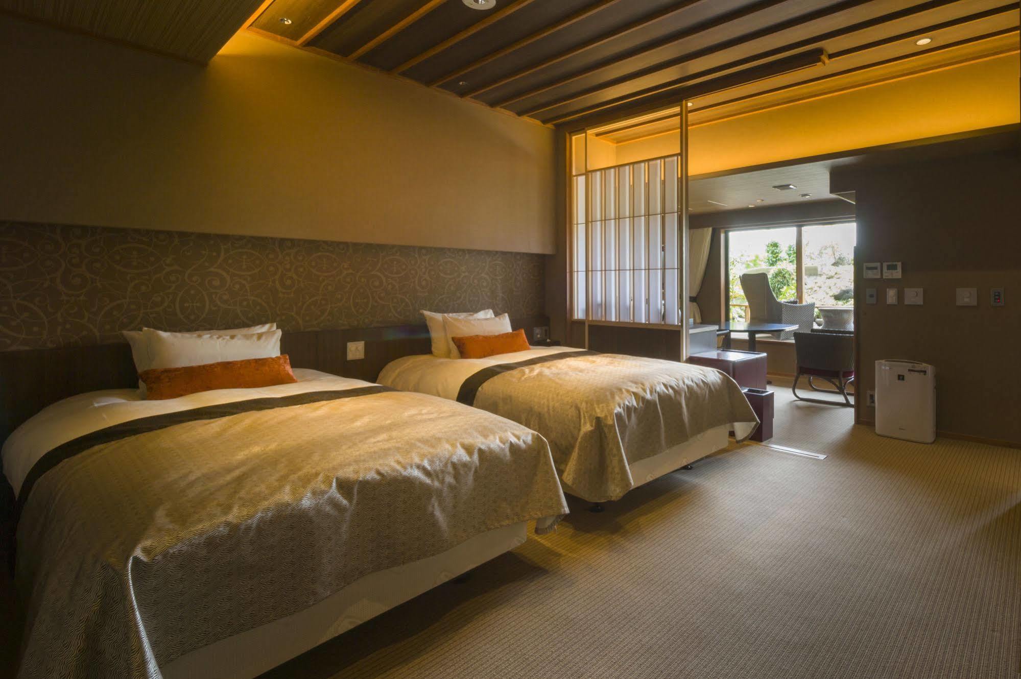 Fujisan Onsen Bessho Sasa Hotel Fujiyoshida Eksteriør billede