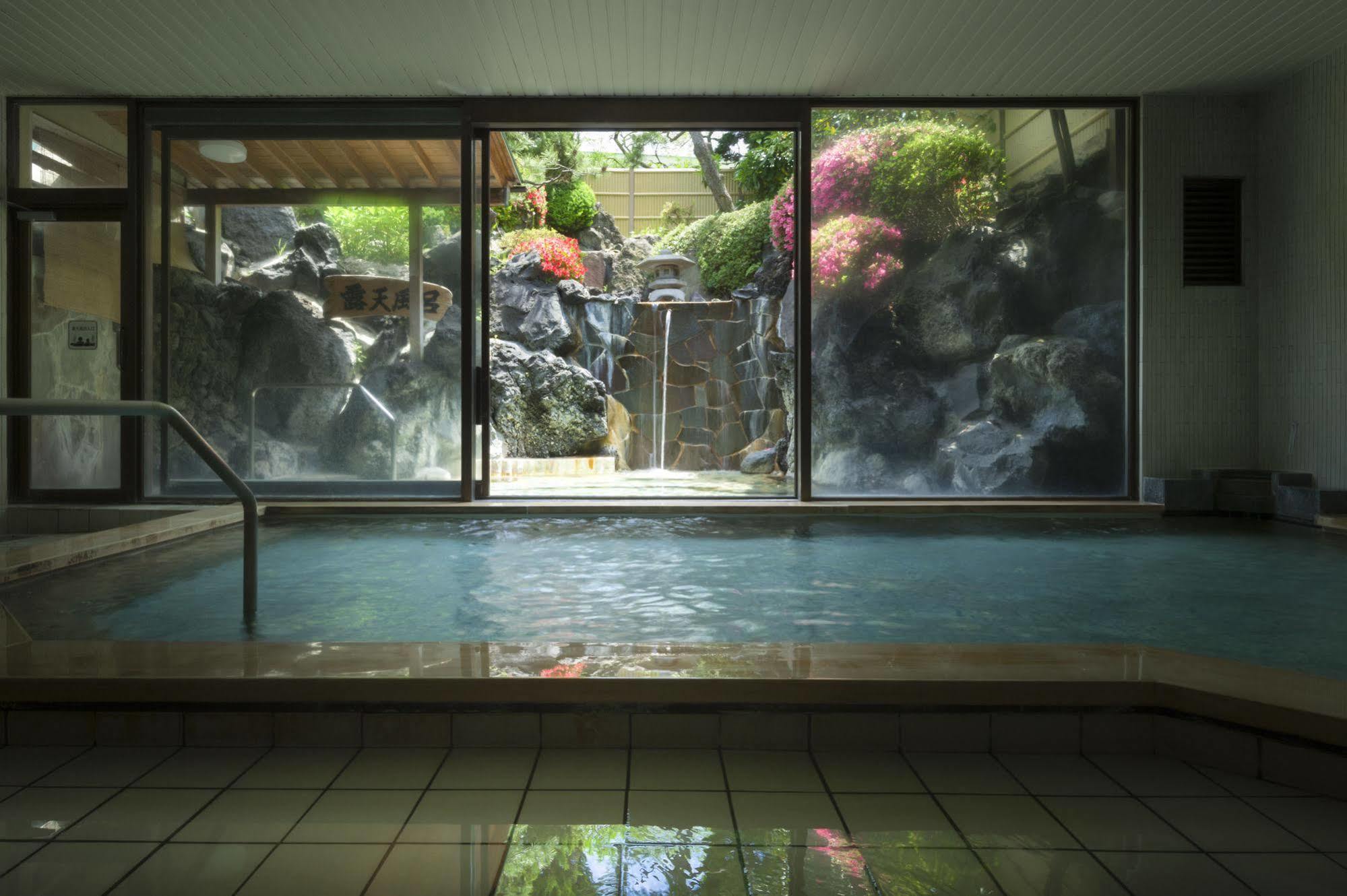 Fujisan Onsen Bessho Sasa Hotel Fujiyoshida Eksteriør billede