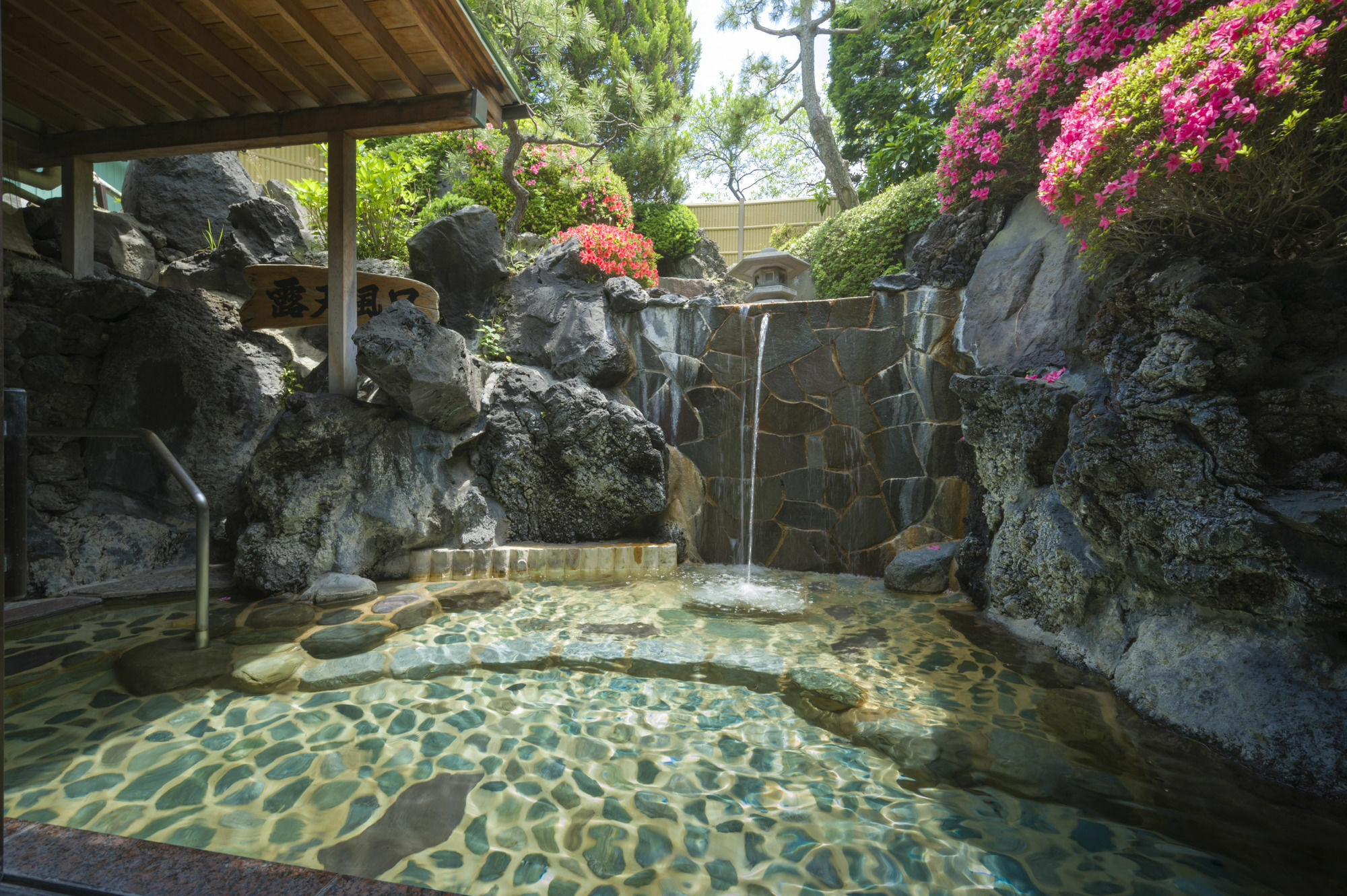 Fujisan Onsen Bessho Sasa Hotel Fujiyoshida Eksteriør billede